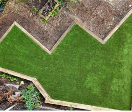 Asymmetrical Shape
Artificial Grass Lawn