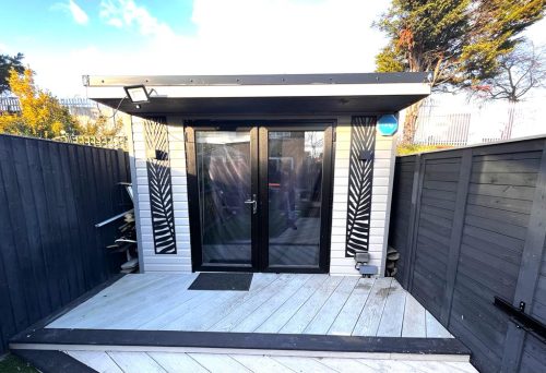 DA8- Garden Office and storage